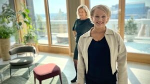Maria Pia Hope, Vinge