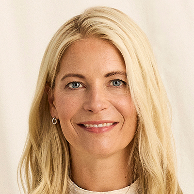 Porträttbild på Susanne Ehnbåge