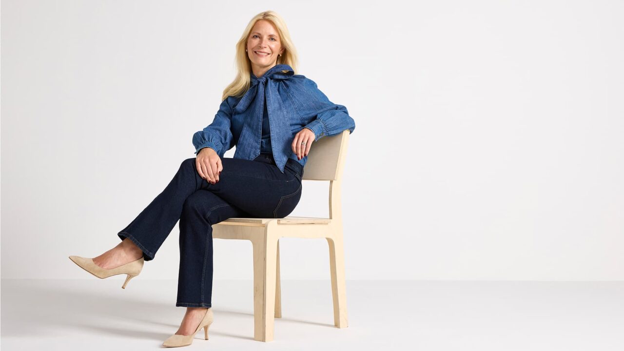 Porträttbild på Susanne Ehnbåge