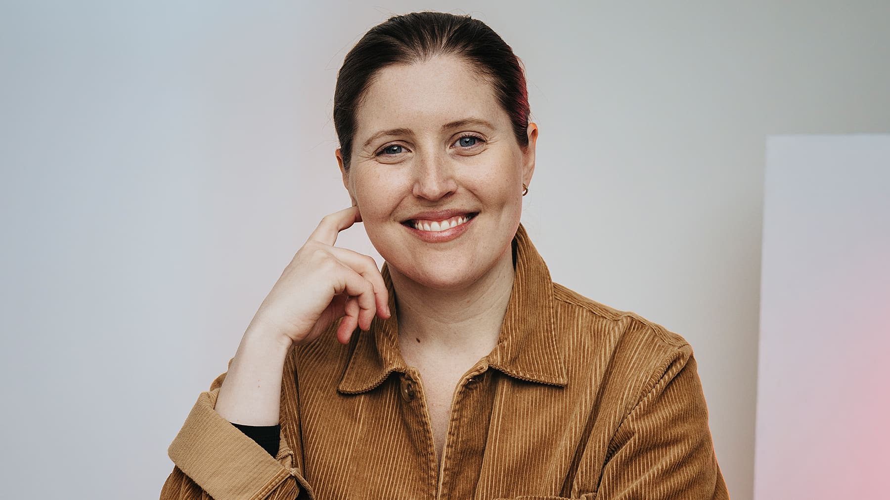 Porträttbild på Agnes Stenbom