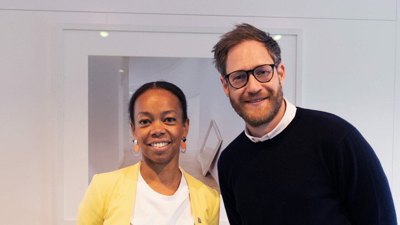 Porträttbild på Anna Urombi och Calle Fleur