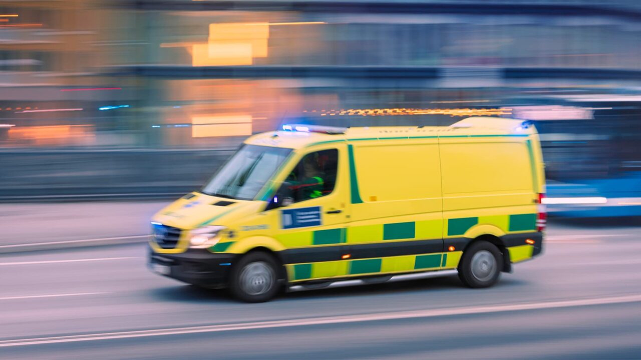 Ambulans som åker snabbt