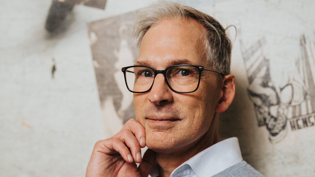 Porträttbild på Johan Oljeqvist