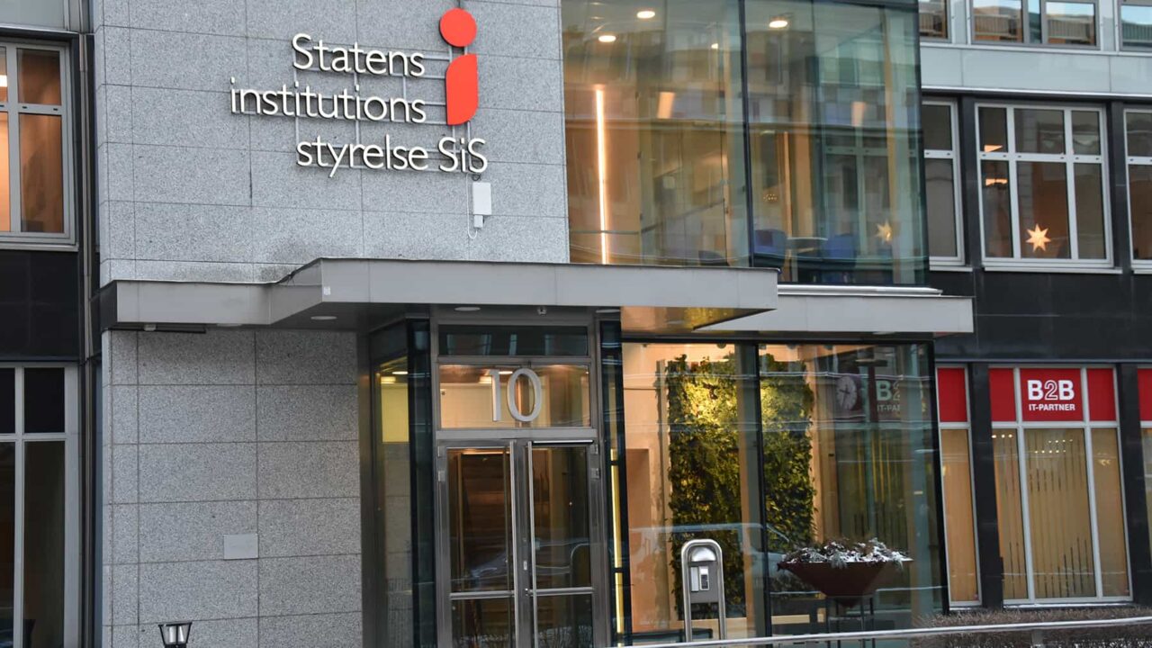 Bild på fastighetsfasaden där Statens Institutionsstyrelsen huserar