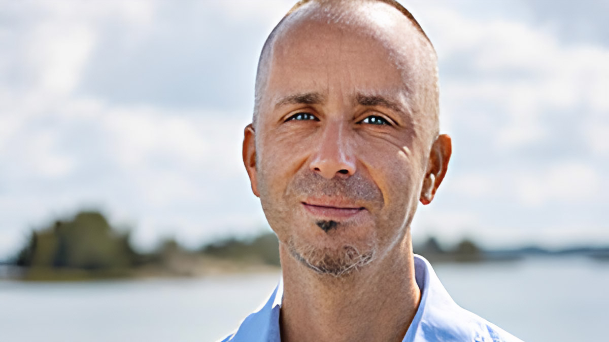 Mattias Brodén, Holmen.