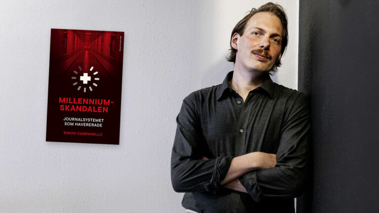 Simon Campanello har skrivit en bok om haveriet kring journalsystemet Millennium.