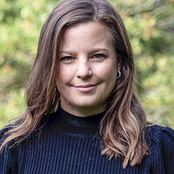 Linda Corin.